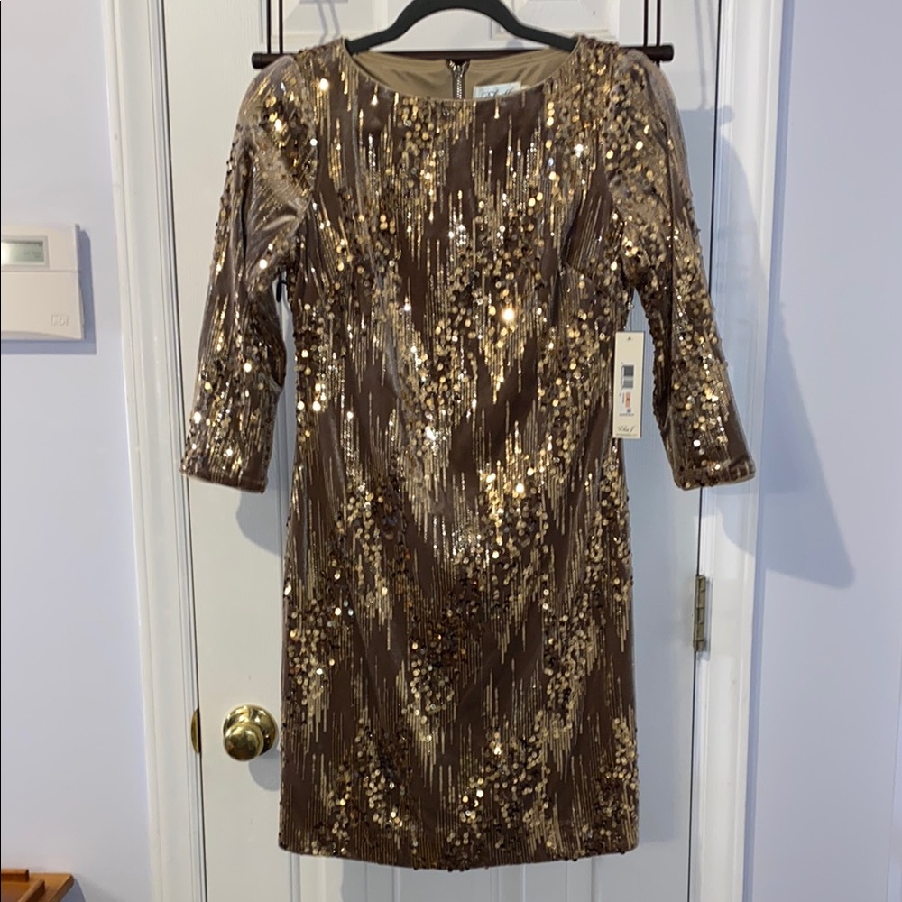 Eliza J dress NWT SZ. 2 tan
